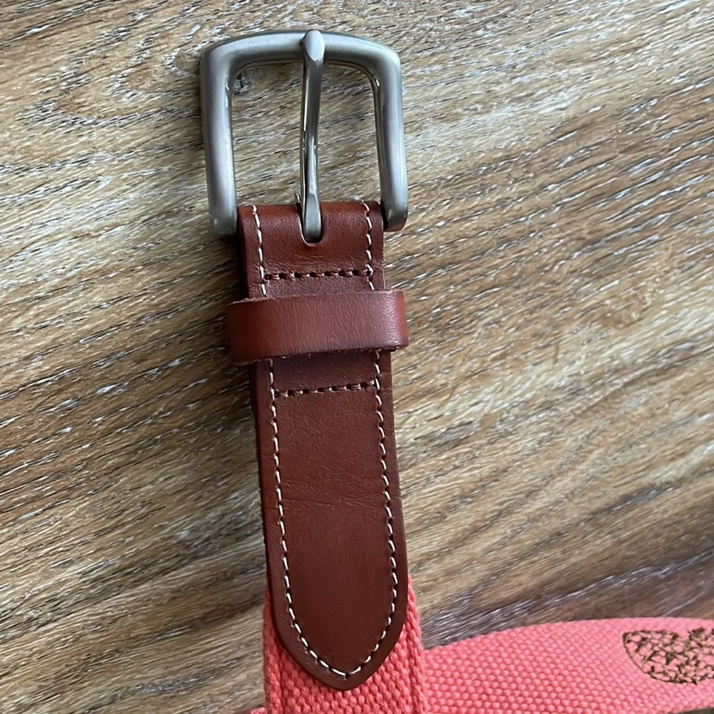 Vineyard Vines Pineapple Canvas and Leather Belt